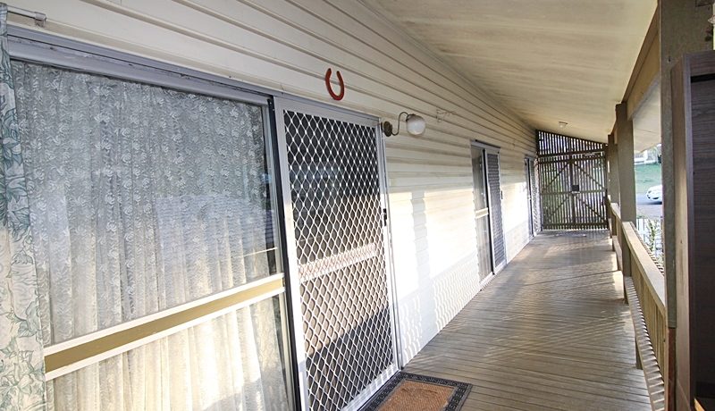 14 Pine Grove - verandah 1