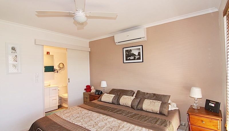 16 Tamarind - bedroom 2