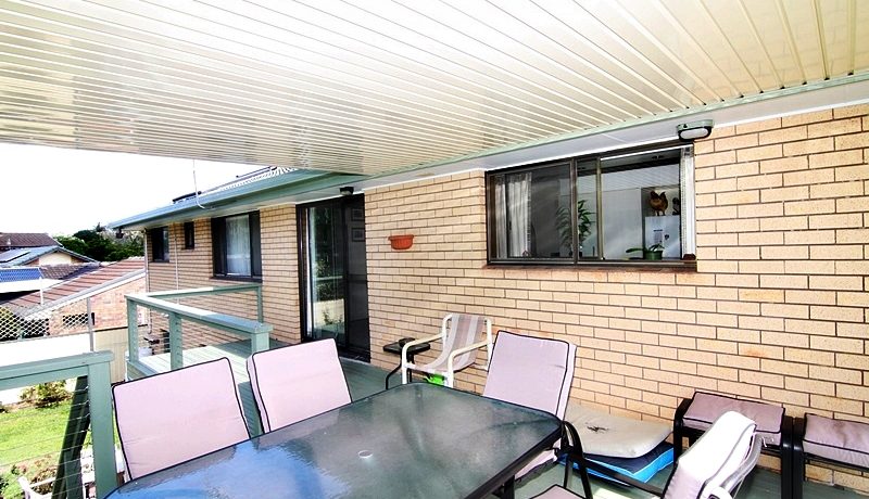 10 Nerang River - back verandah 3