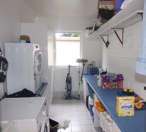 21 Bateke - laundry