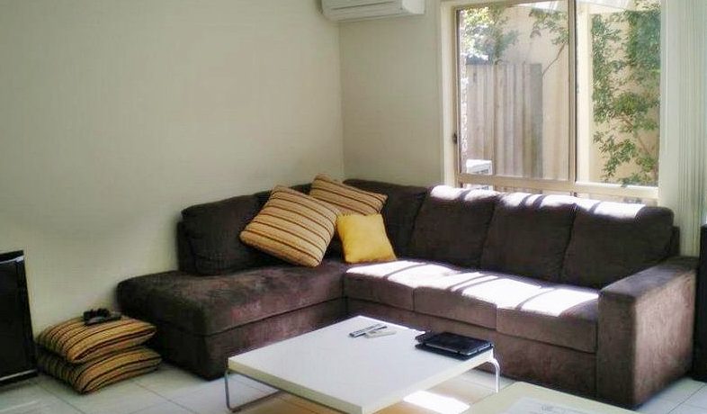 20-6 Tibbing - Living area