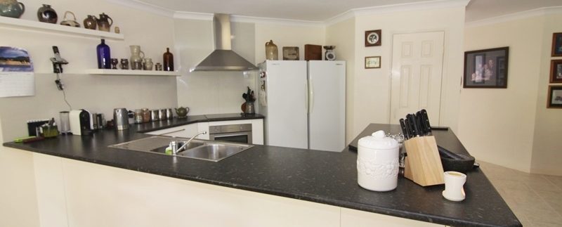 30 Kilmarnock - kitchen