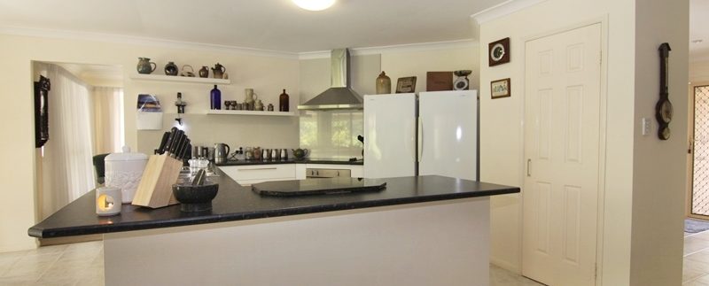 30 Kilmarnock - kitchen1